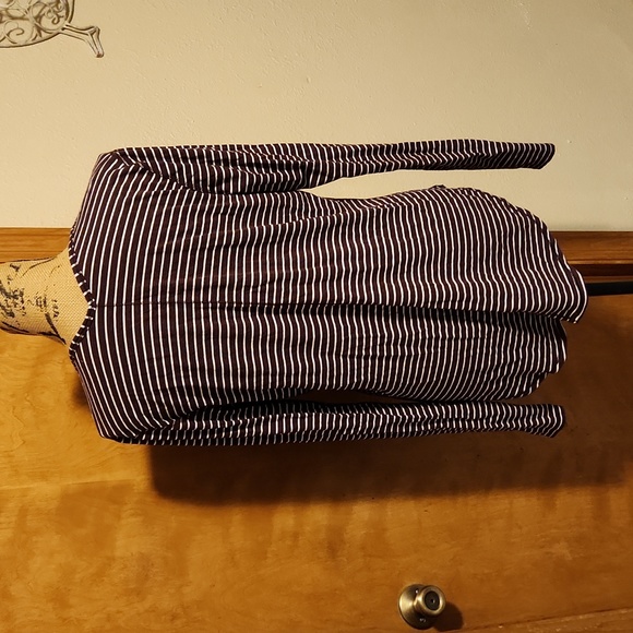 Lululemon Striped Long Sleeve Tee - Picture 4 of 7